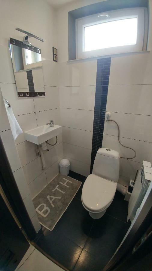 Korona Apartment *